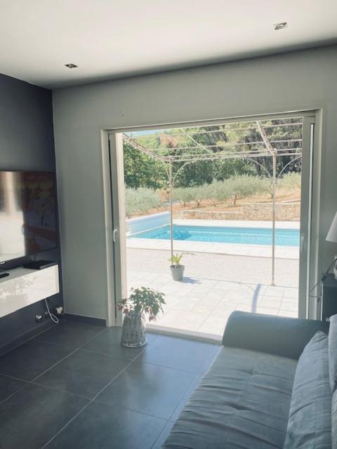Jolie Maison De 110 M 2, Pour 6 Personnes, Au Calme, Avec Piscine Les Cordiers Esterno foto