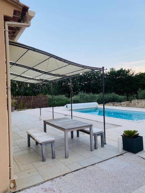 Jolie Maison De 110 M 2, Pour 6 Personnes, Au Calme, Avec Piscine Les Cordiers Esterno foto