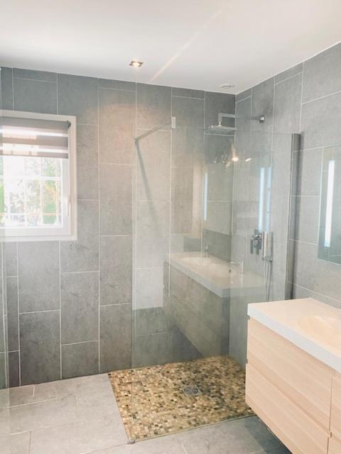 Jolie Maison De 110 M 2, Pour 6 Personnes, Au Calme, Avec Piscine Les Cordiers Esterno foto